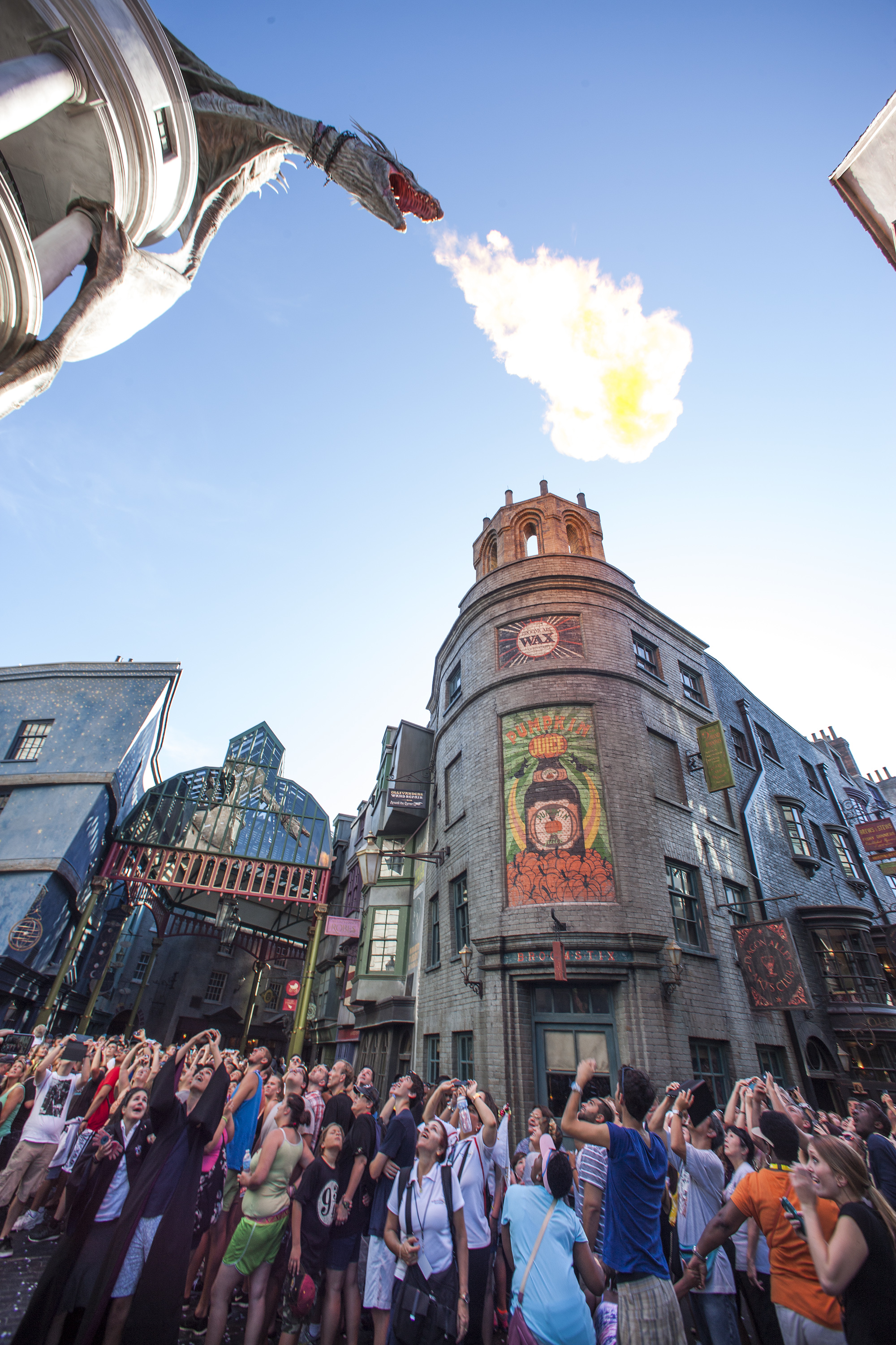 Wizarding World of Harry Potter Is Officially Open at Universal