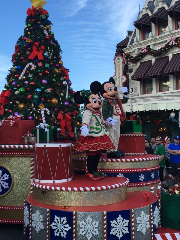 WDW Christmas Day 2015 Mickey's Once Upon a Christmastime Parade (4)