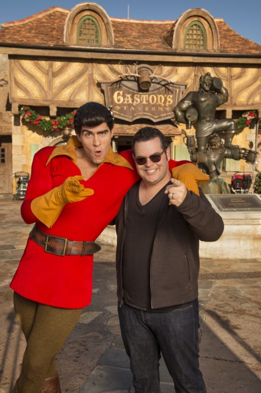 josh-gad-olaf-walt-disney-world