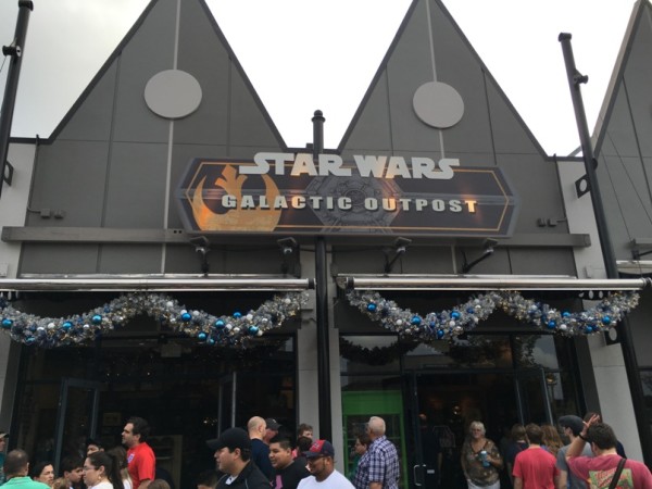 WDW Christmas 2015 Disney Springs Star Wars Old D Street (1)