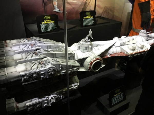 WDW Christmas 2015 Star Wars Launch Bay (25)