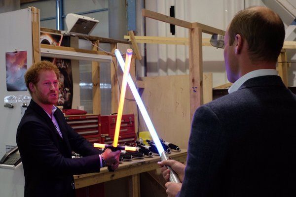 Prince-Harry-Prince-William-Star-Wars-set