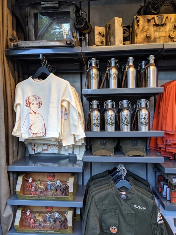 First Look – Merchandise Inside Star Wars Galaxy’s Edge | WDW Daily News